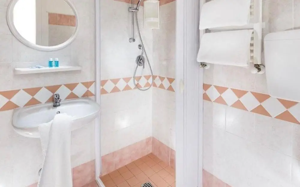 Łazienka w pokoju hotelu Carnaby