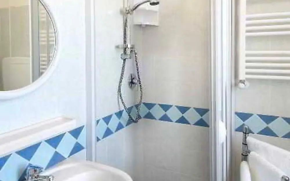 Łazienka w pokoju hotelu Carnaby