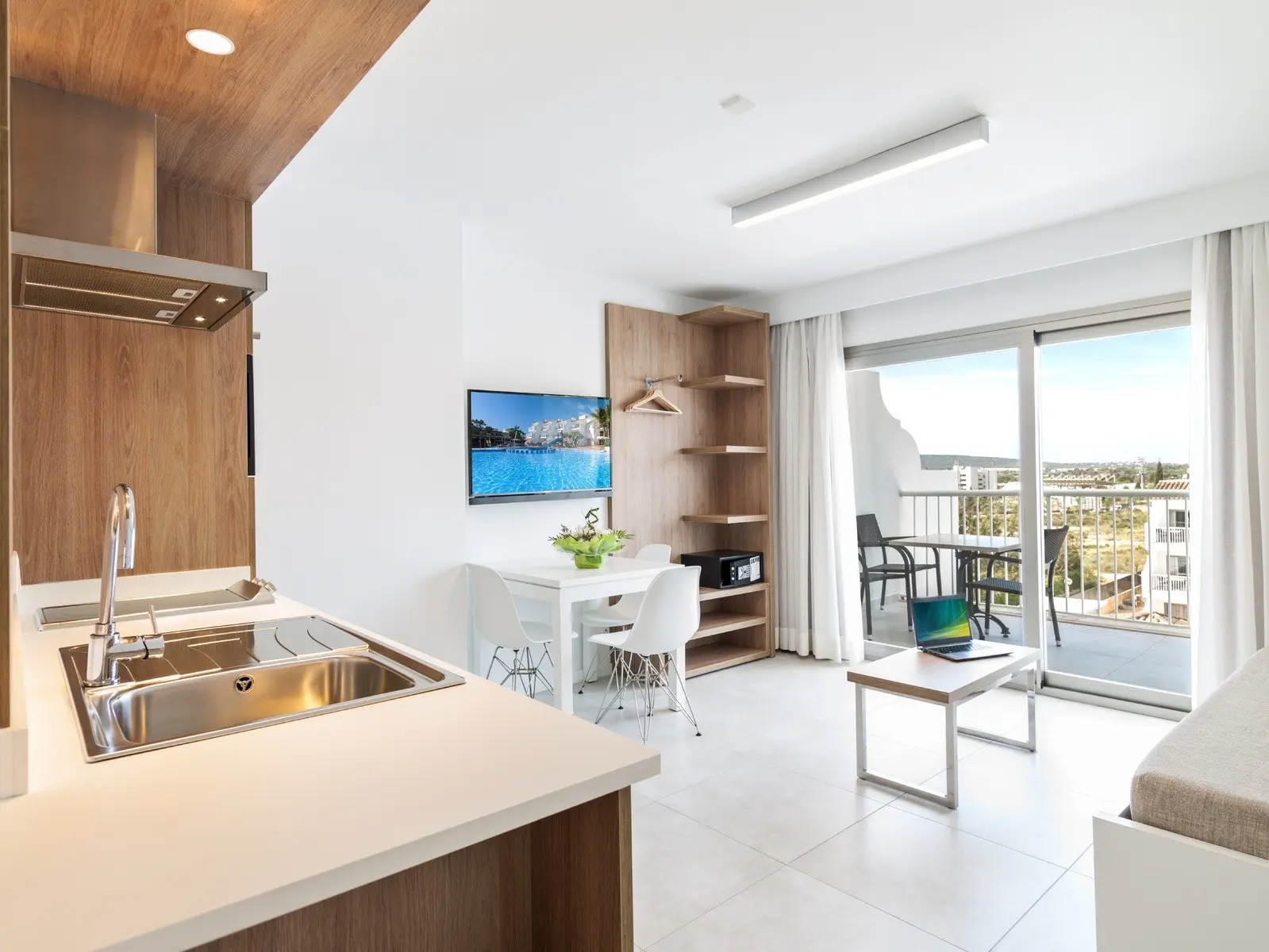 Cas Saboners Aparthotel — CAS SABONERS APARTHOTEL