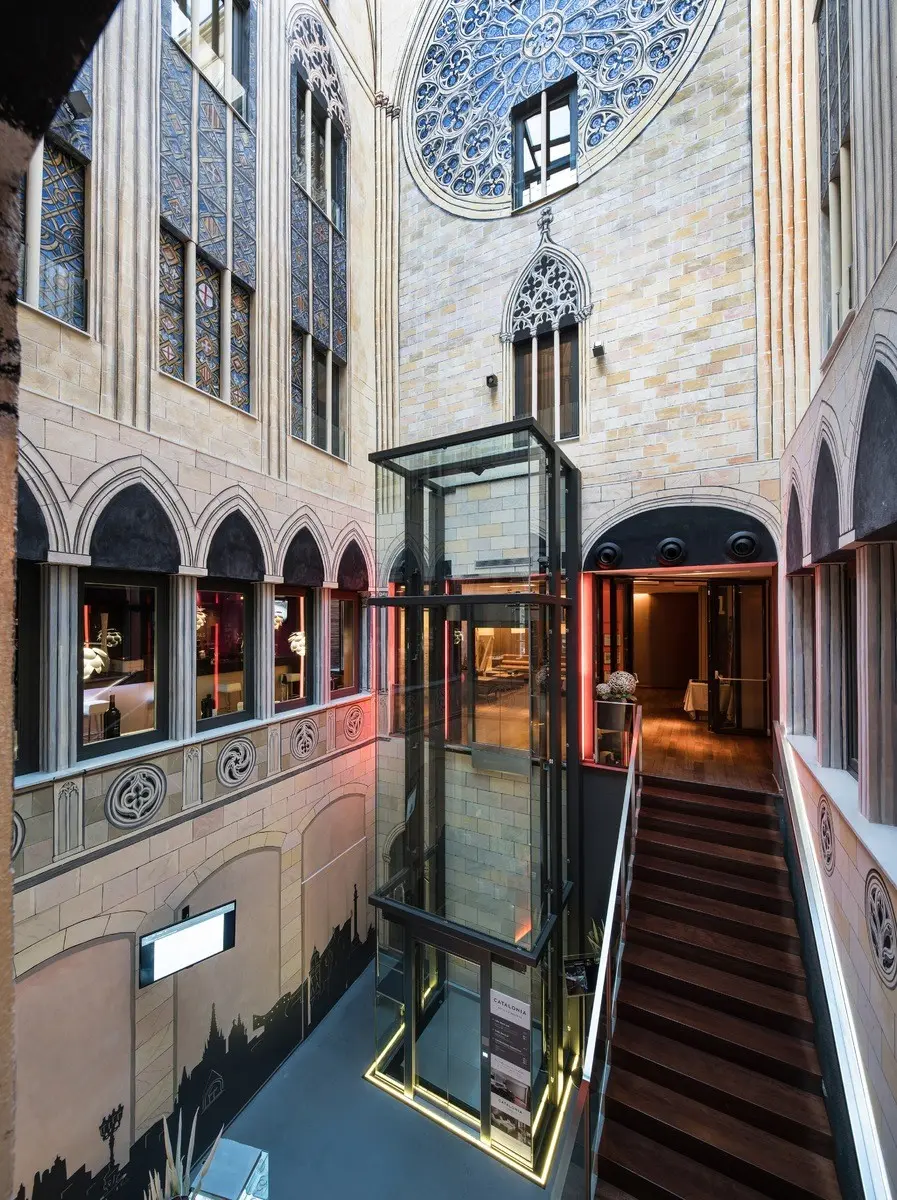 Catalonia Catedral — CATALONIA CATEDRAL