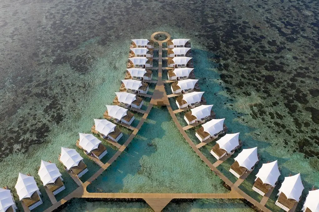 Cinnamon Hakuraa Huraa — CINNAMON HAKURAA HURAA