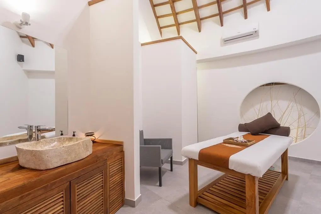 Cinnamon Velifushi Maledives — CINNAMON VELIFUSHI