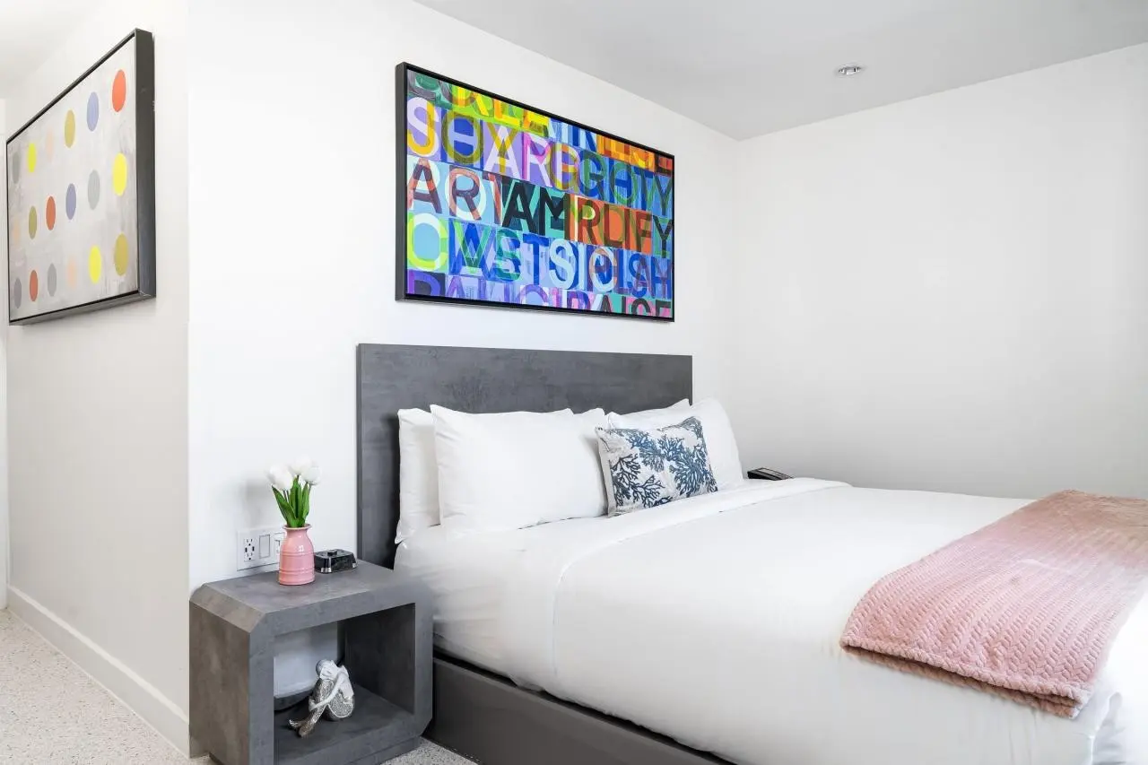 Clevelander Hotel South Beach — CLEVELANDER HOTEL SOUTH BEACH