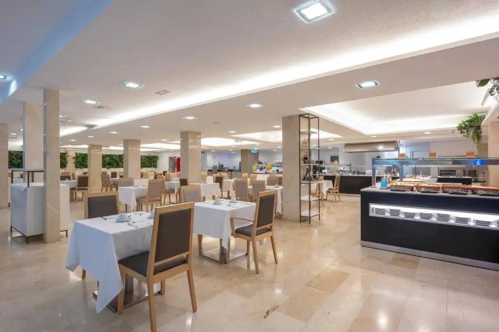 Climia Belroy — CLIMIA BELROY