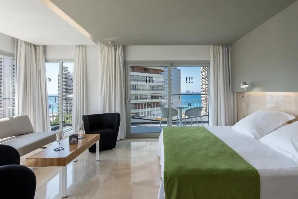 Climia Belroy — CLIMIA BELROY