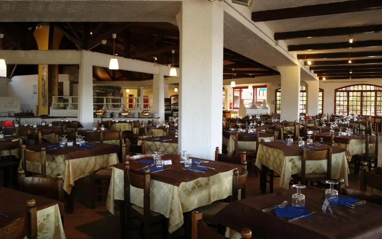 Club Esse Cala Bitta — CLUB ESSE CALA BITTA