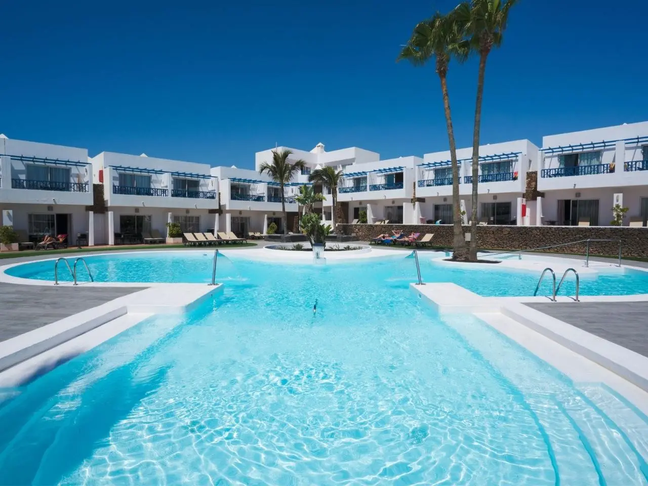 Club Siroco Adults Only +18 — CLUB SIROCO ADULTS ONLY +18