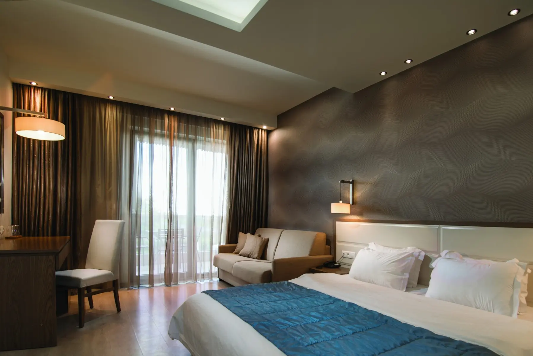 Cosmopolitan Hotel and Spa — COSMOPOLITAN HOTEL & SPA