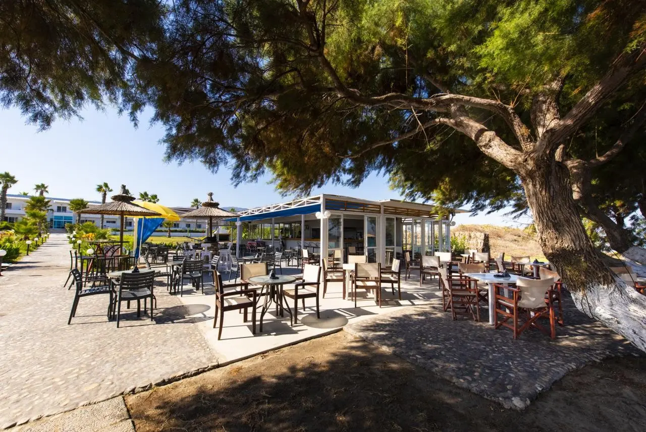 Costa Angela — COSTA ANGELA