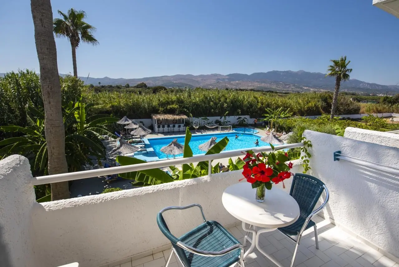 Costa Angela — COSTA ANGELA