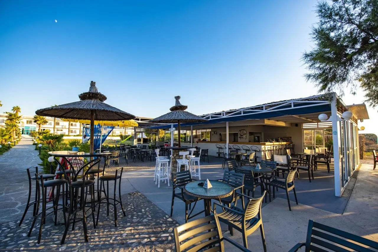 Costa Angela — COSTA ANGELA