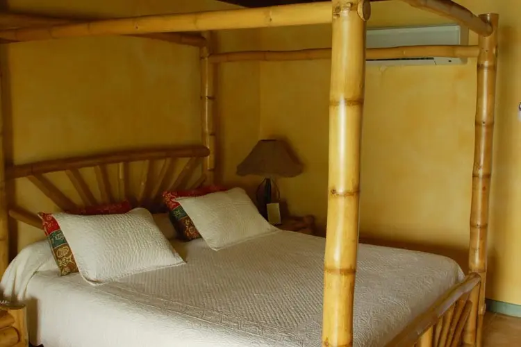 Country Country — COUNTRY COUNTRY BEACH COTTAGES