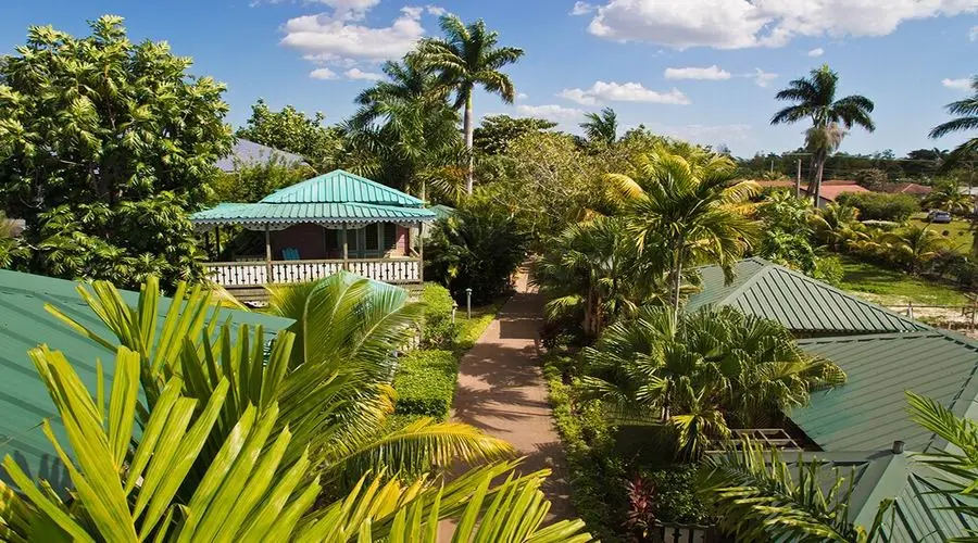 Country Country — COUNTRY COUNTRY BEACH COTTAGES