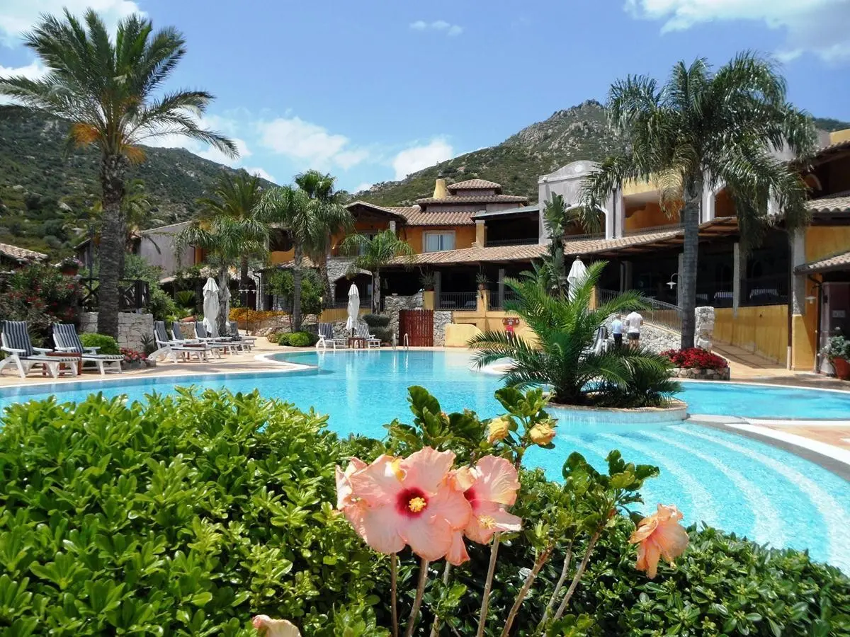 Cruccuris Resort — CRUCCURIS RESORT