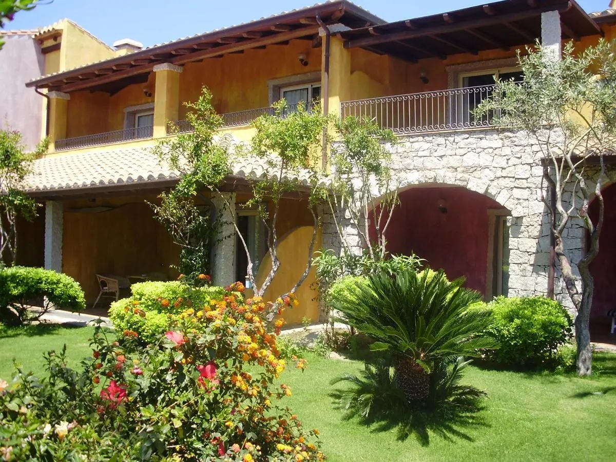 Cruccuris Resort — CRUCCURIS RESORT