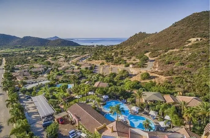 Cruccuris Resort — CRUCCURIS RESORT