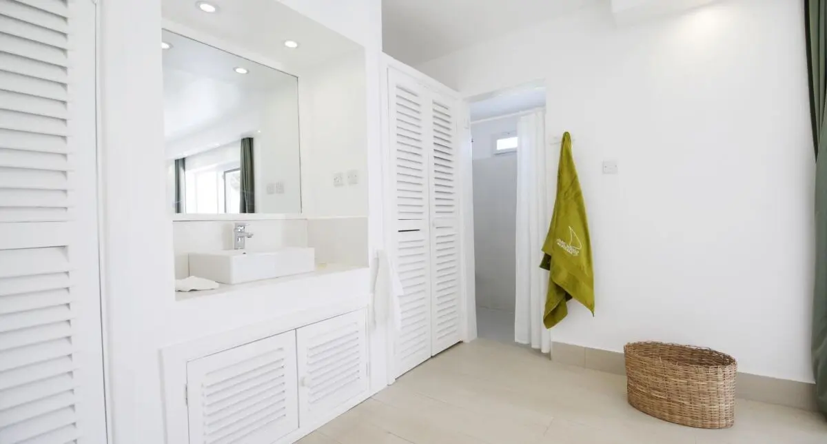 Dhow Inn — DHOW INN