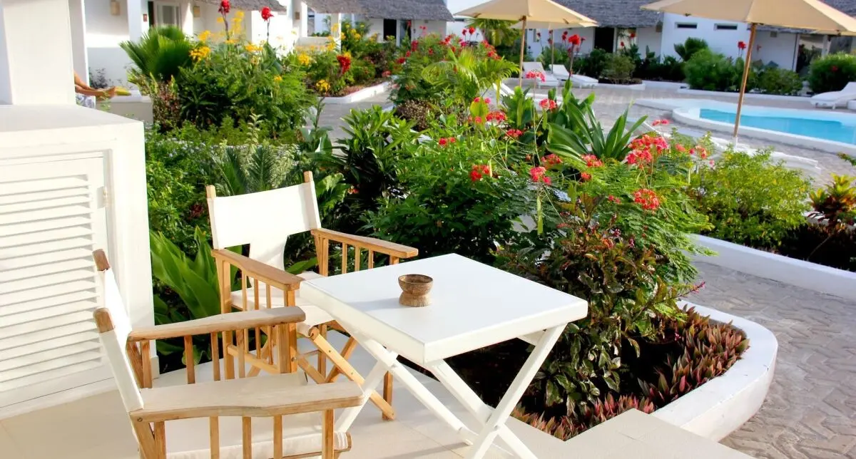 Dhow Inn — DHOW INN