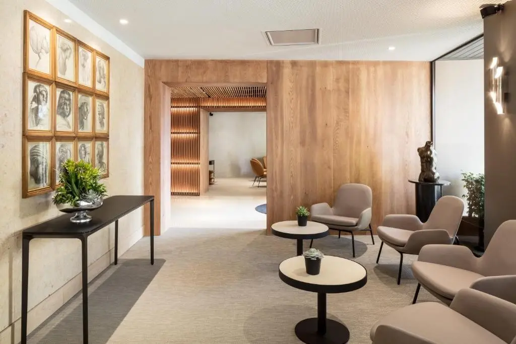 Dom Carlos Park — DOM CARLOS PARK