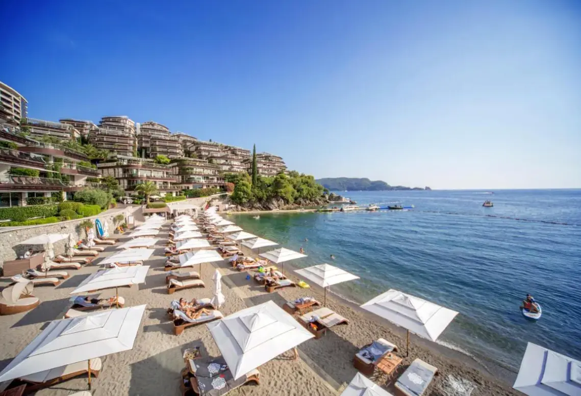Plaża przy hotelu Dukley Hotel & Resort