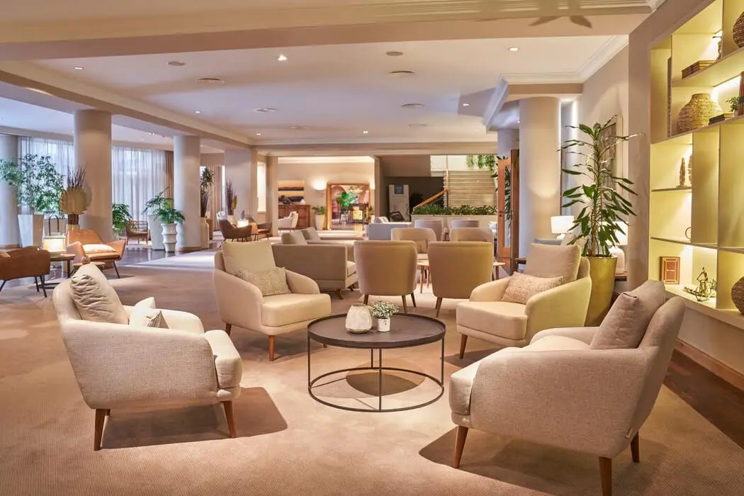 Lobby hotelu Eden Mar