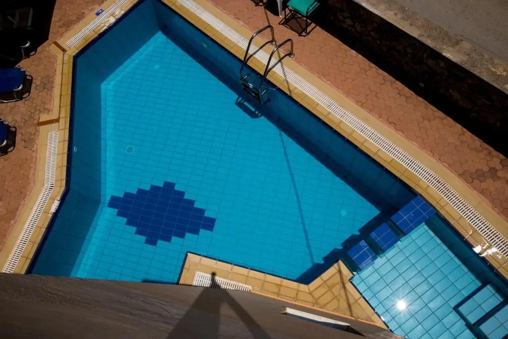 Elotia Hotel — ELOTIA