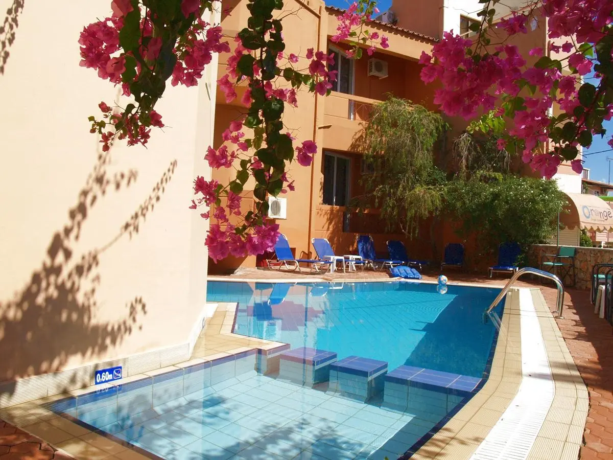 Elotia Hotel — ELOTIA