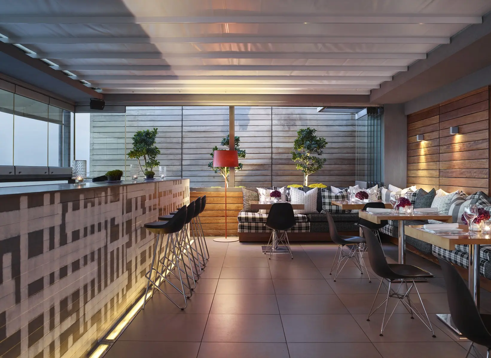 Fresh Hotel Athens — FRESH HOTEL ATHENS