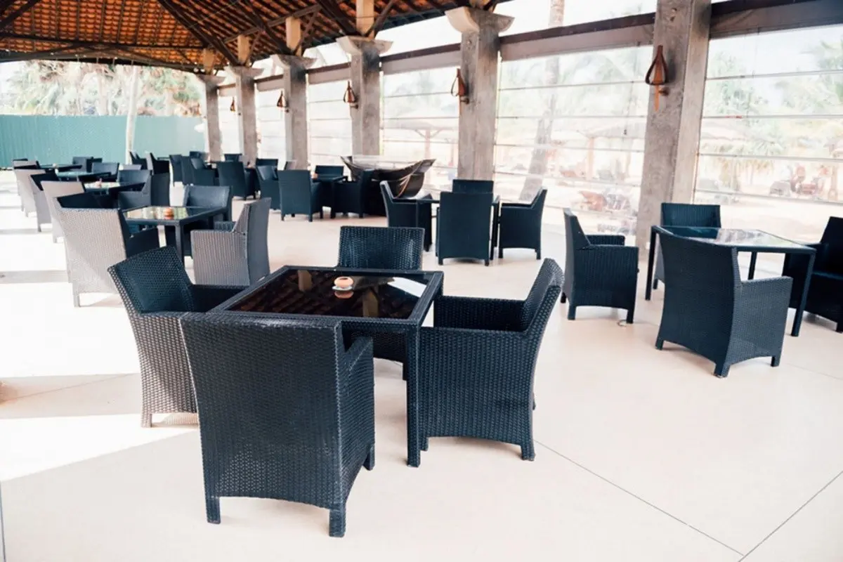 Goldi Sands Hotel — GOLDI SANDS