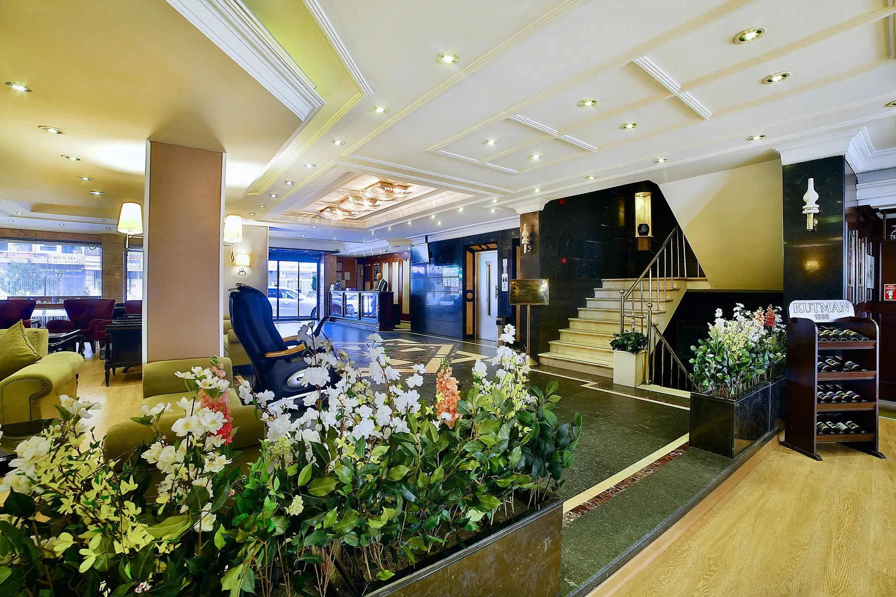 Lobby hotelu Grand Emin Hotel