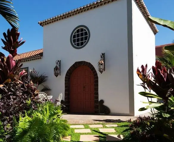 Hacienda de Abajo — HACIENDA DE ABAJO