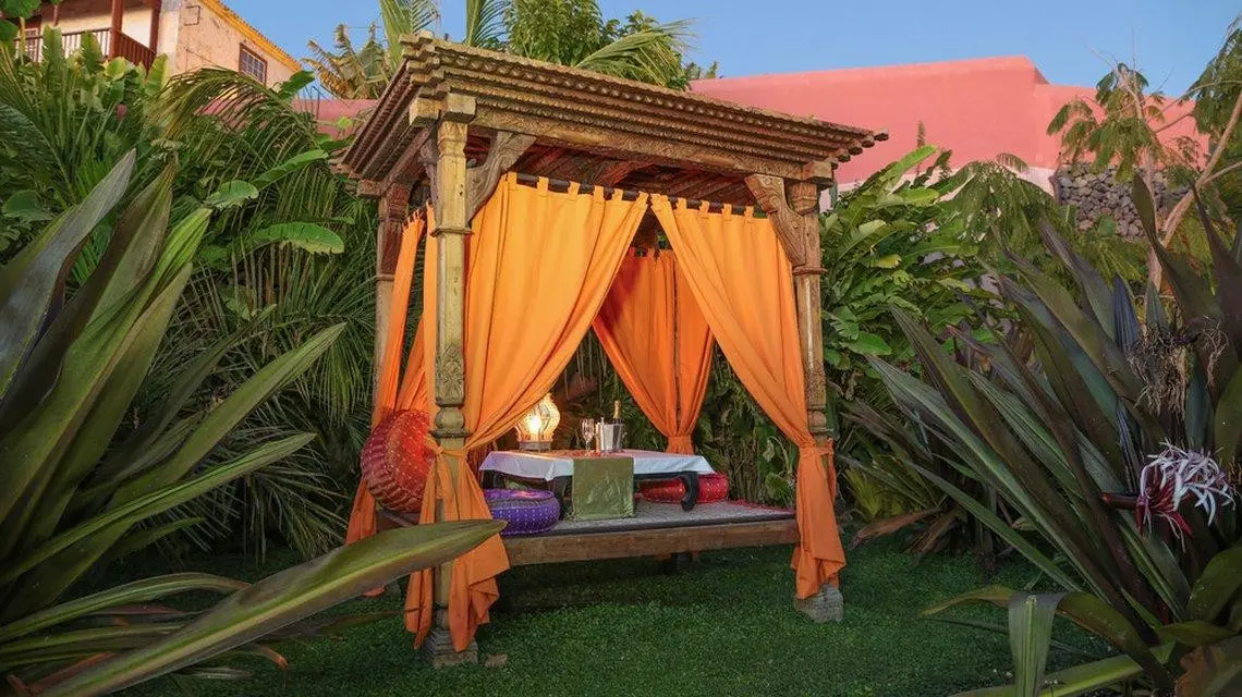 Hacienda de Abajo — HACIENDA DE ABAJO