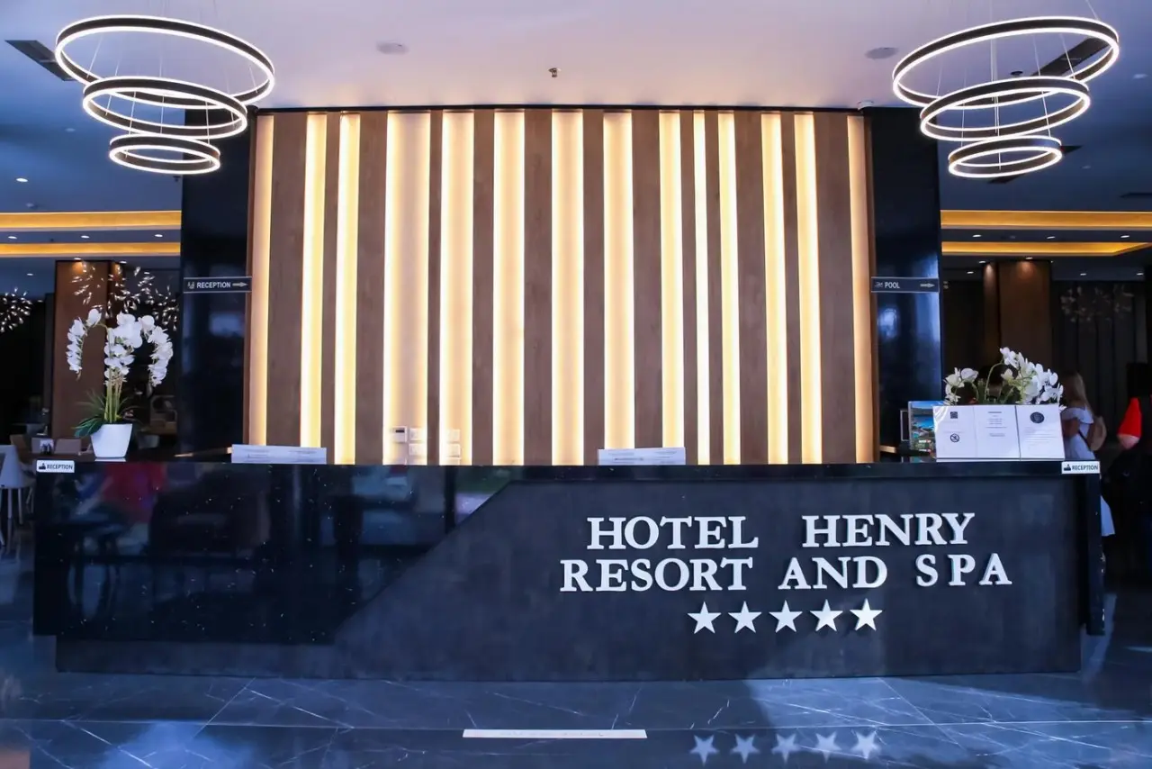 Henry Resort & SPA — HENRY RESORT & SPA