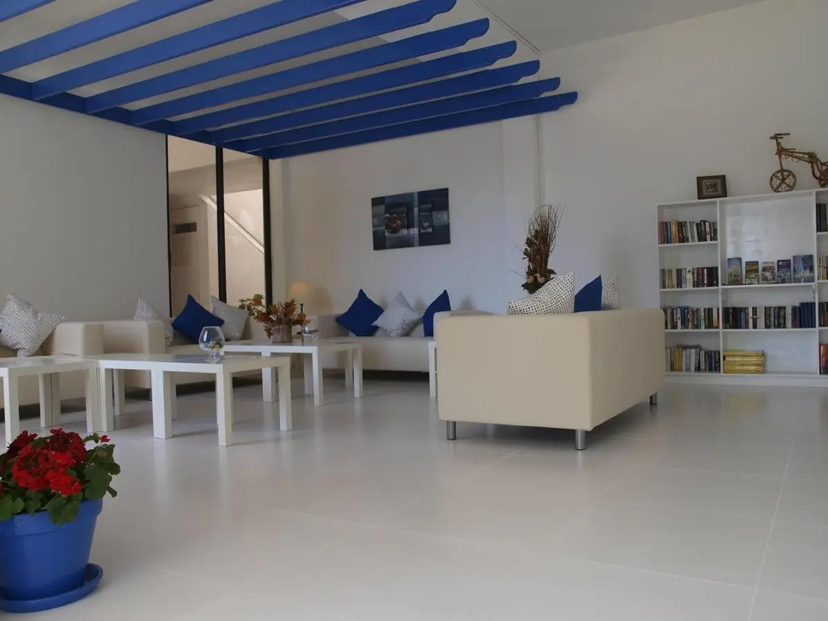 Hilltop Gardens — HILLTOP GARDENS