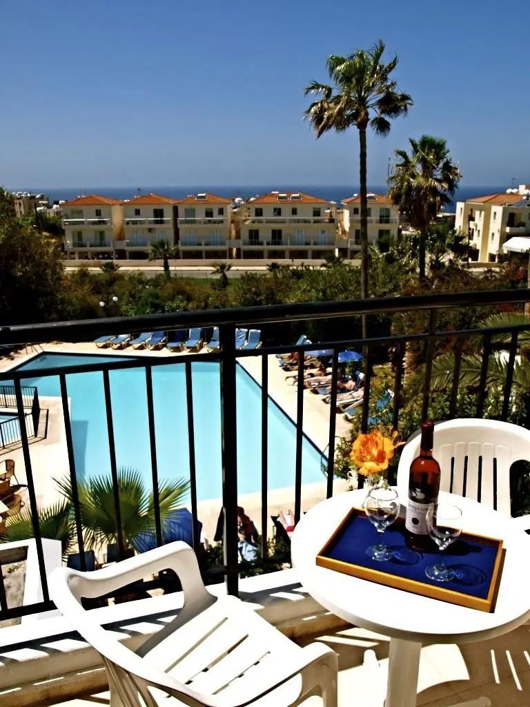 Hilltop Gardens — HILLTOP GARDENS