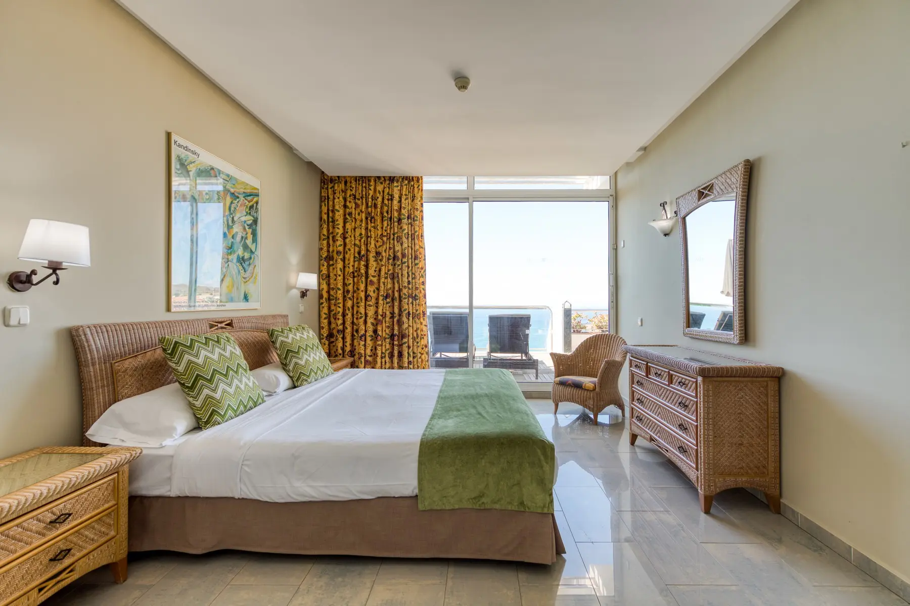 Holiday Club Jardin Amadores — HOLIDAY CLUB JARDIN AMADORES