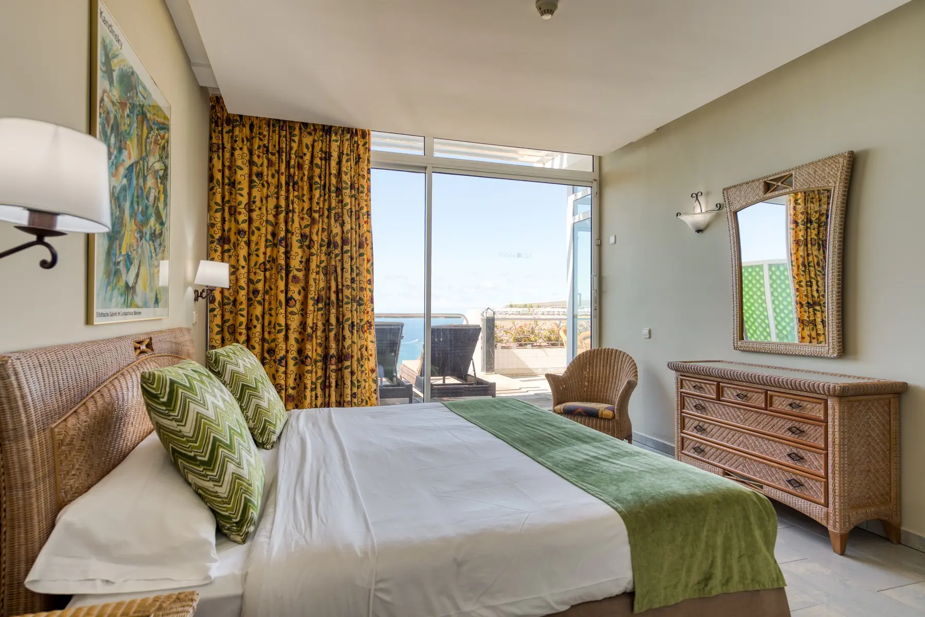 Holiday Club Jardin Amadores — HOLIDAY CLUB JARDIN AMADORES