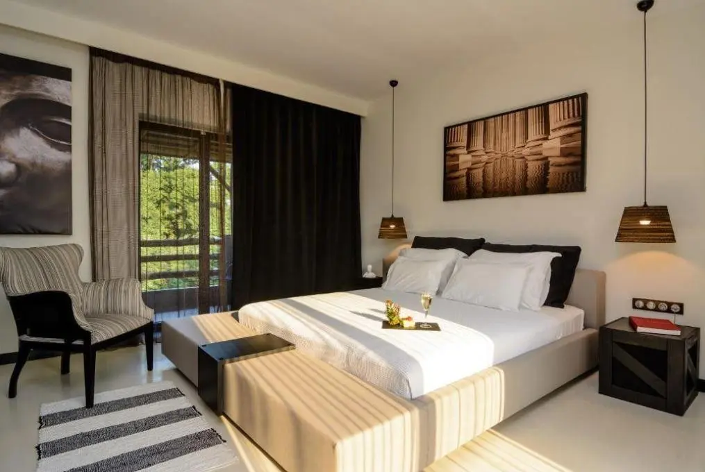 Hotel Dion Palace Resort — DION PALACE AND SPA RESORT