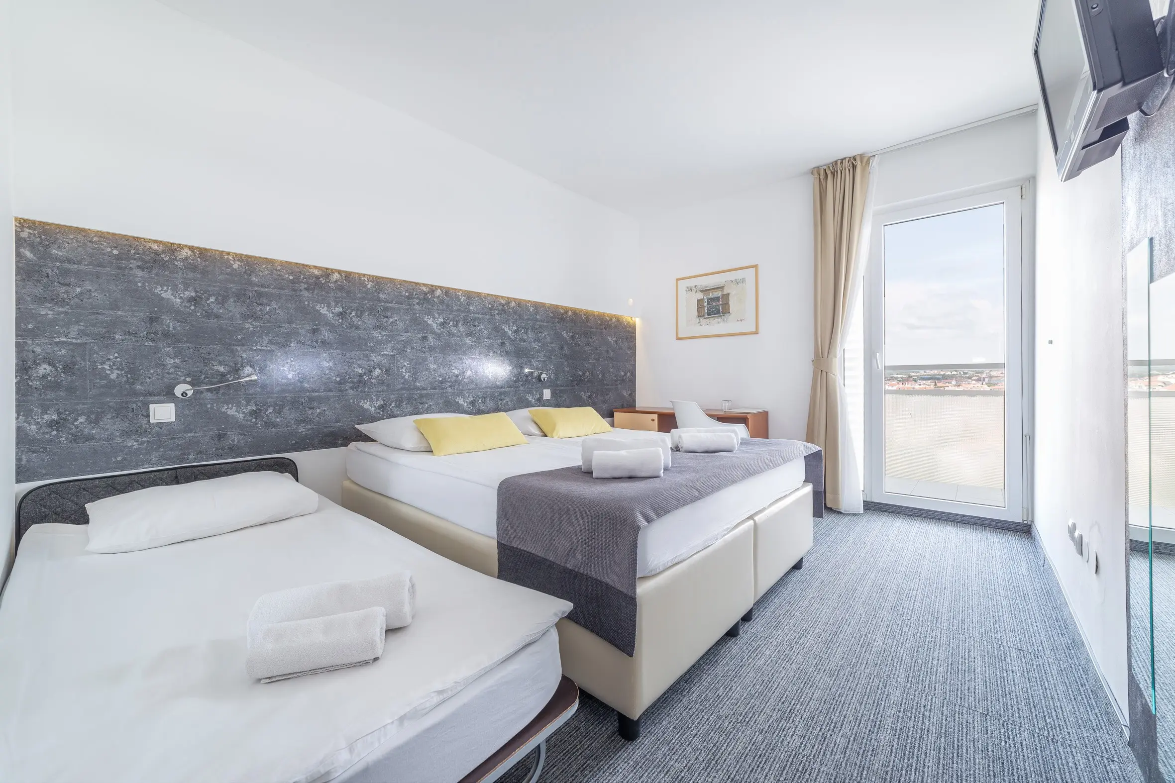 Hotel Punta — PUNTA