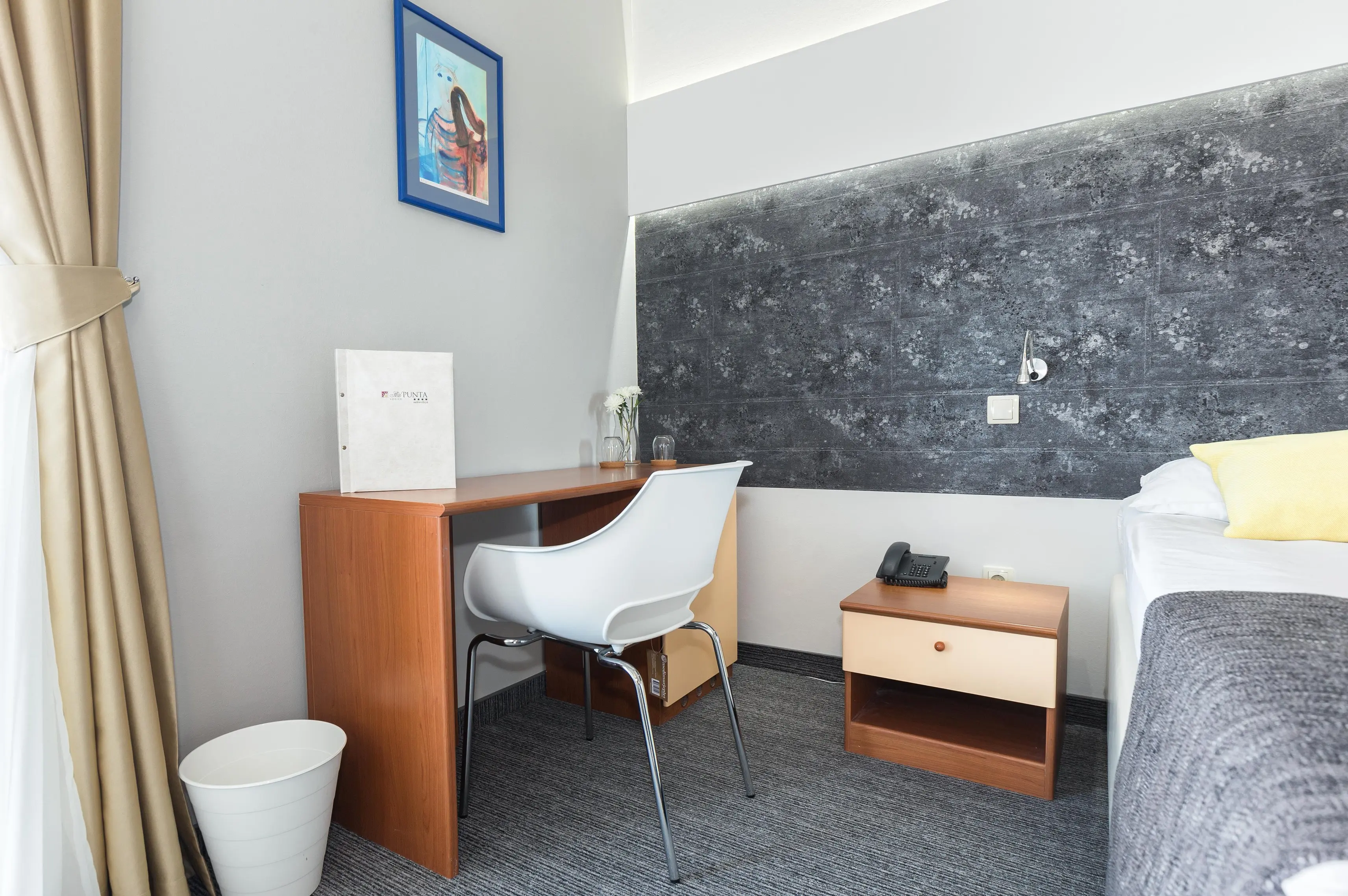 Hotel Punta — PUNTA