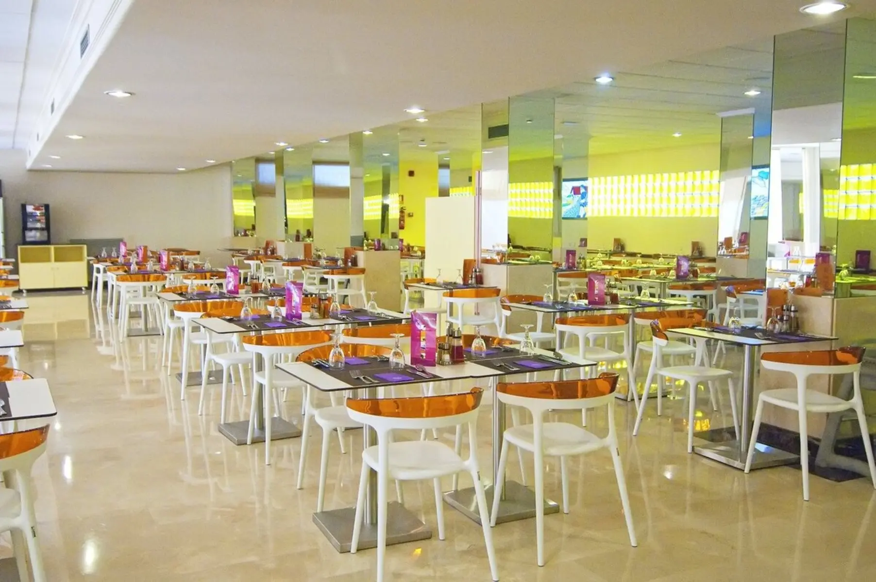 Hotel Servigroup Orange — SERVIGROUP ORANGE