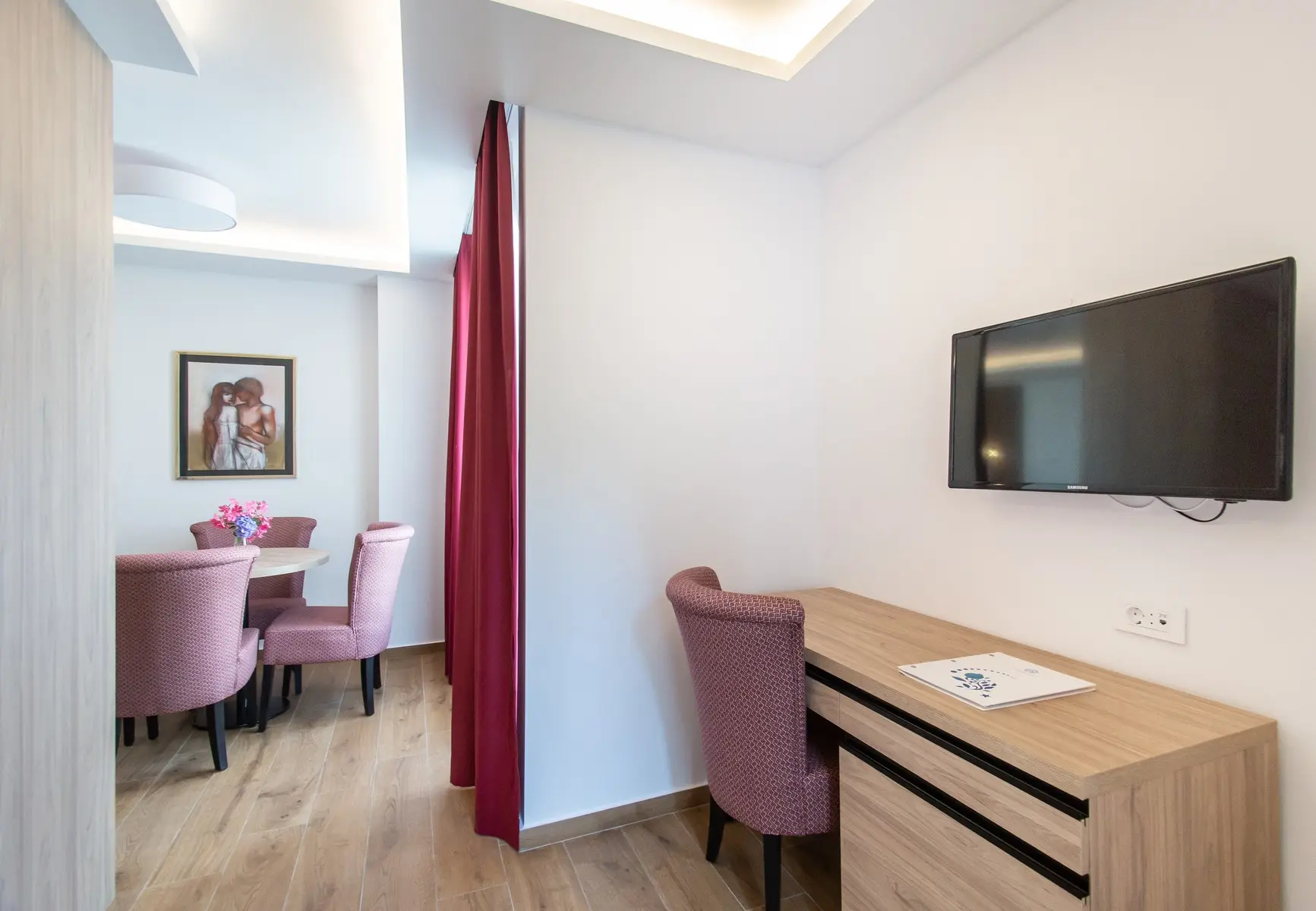 Hotel Slovenska Plaza LUX 4* — SLOVENSKA PLAZA LUX