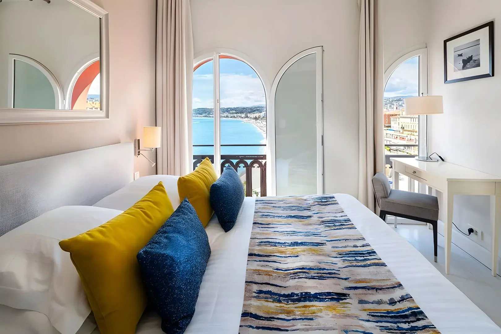 Pokój w hotelu Hotel Suisse Nice