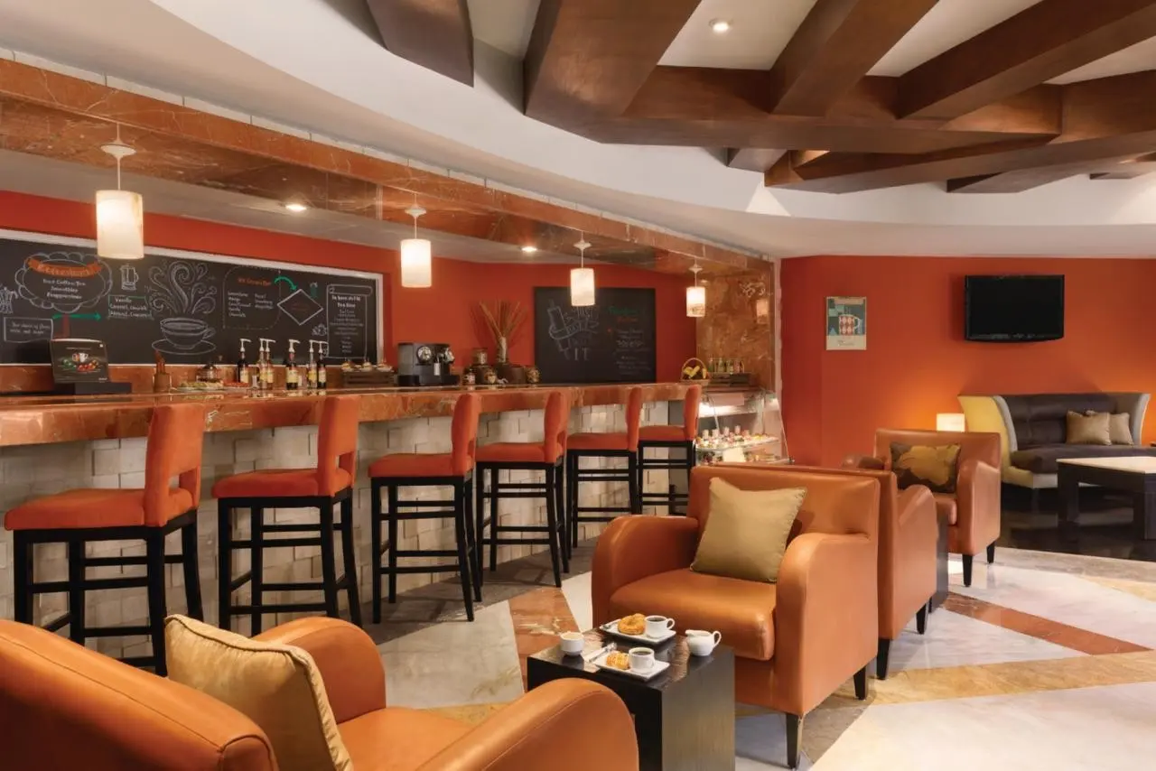 Hyatt Vivid Playa del Carmen; An All-Inclusive Resort — HYATT VIVID PLAYA DEL CARMEN, AN ALL-INCLUSIVE RESORT