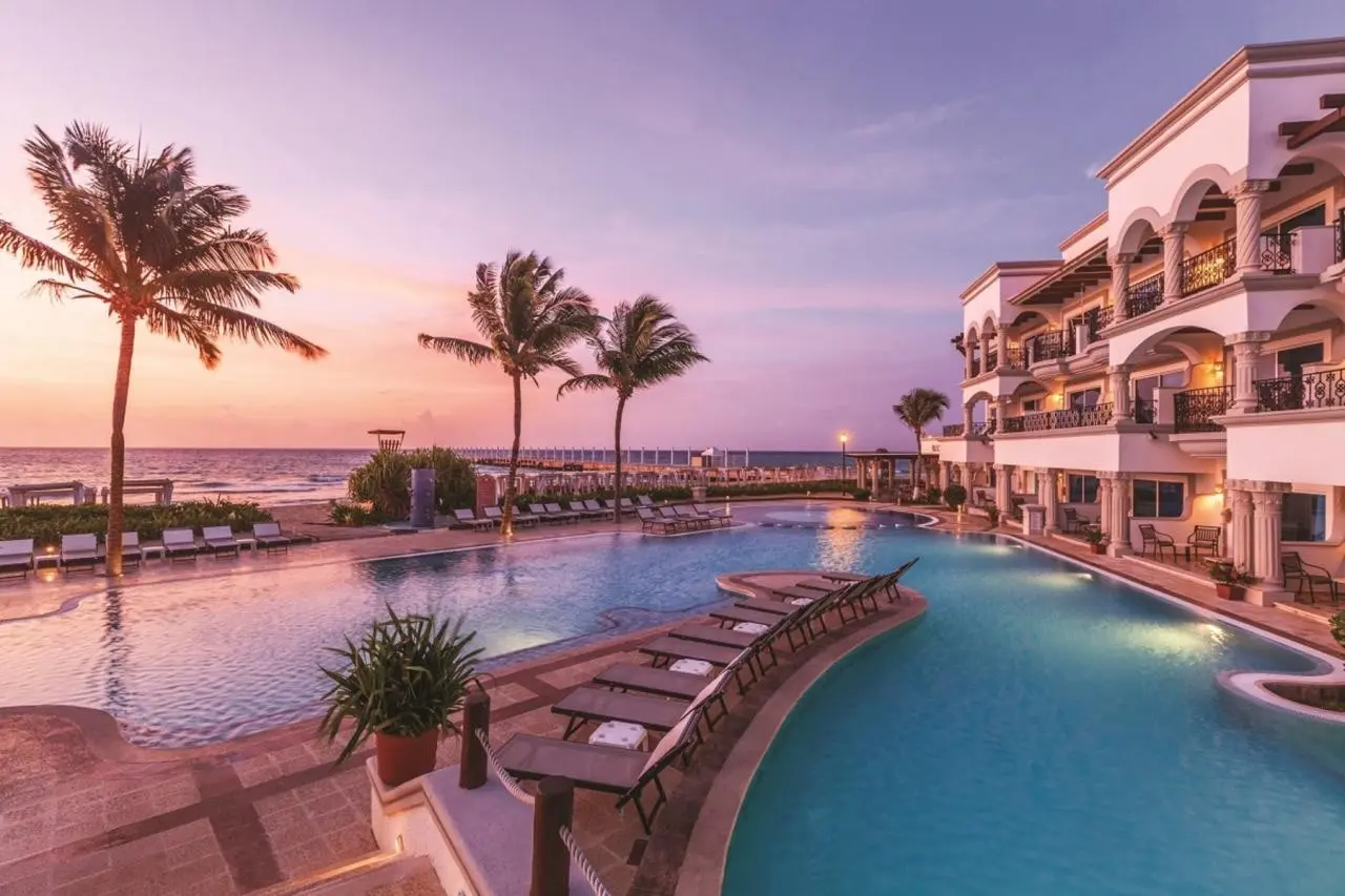 Hyatt Vivid Playa del Carmen; An All-Inclusive Resort — HYATT VIVID PLAYA DEL CARMEN, AN ALL-INCLUSIVE RESORT