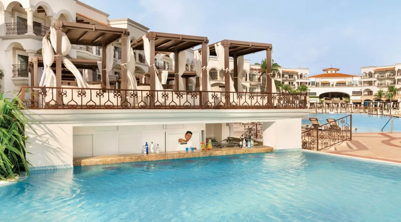 Hyatt Vivid Playa del Carmen; An All-Inclusive Resort — HYATT VIVID PLAYA DEL CARMEN, AN ALL-INCLUSIVE RESORT