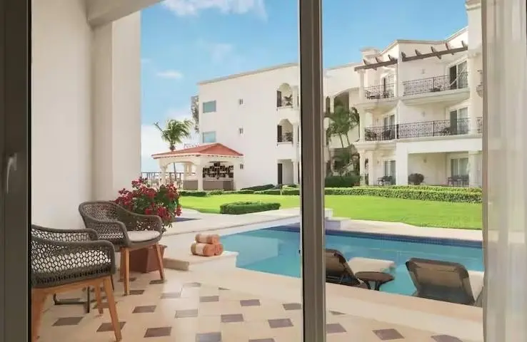 Hyatt Vivid Playa del Carmen; An All-Inclusive Resort — HYATT VIVID PLAYA DEL CARMEN, AN ALL-INCLUSIVE RESORT