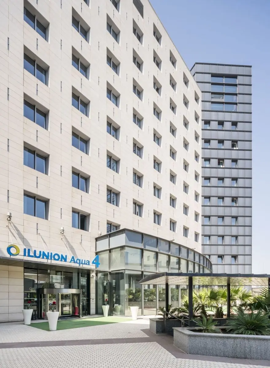 Hotel Ilunion Aqua 4