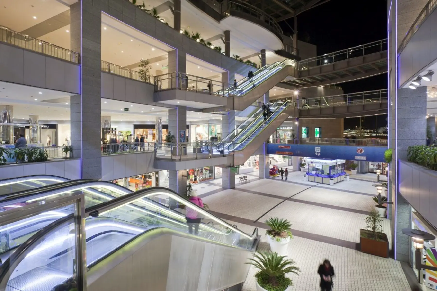 Ilunion Aqua 4 — ILUNION AQUA 4