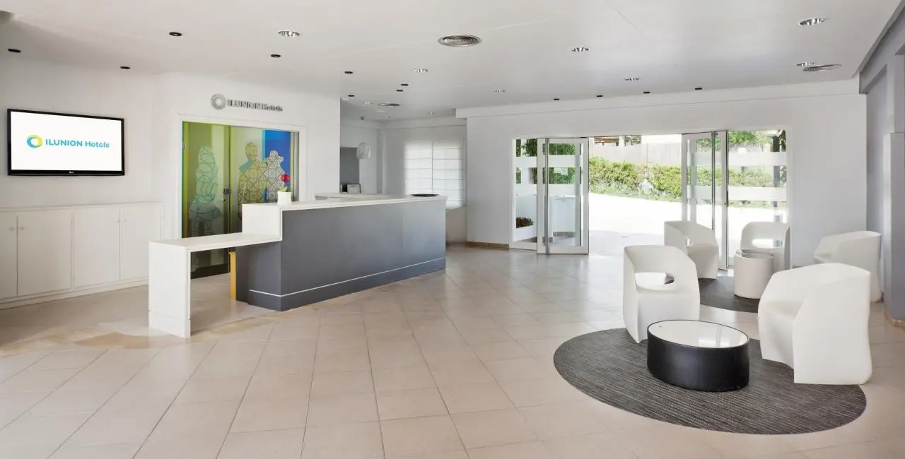 Ilunion Menorca Hotel — ILUNION MENORCA